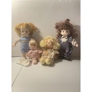 LOT of 4 Vintage Precious Moments dolls Including 1 Windup Doll